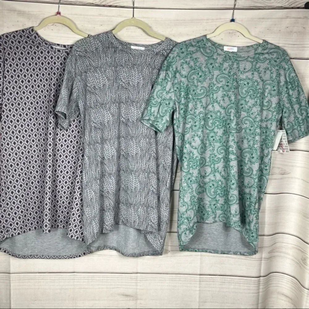 Lularoe set of 3 Patrick t shirts unsex size S NWT
